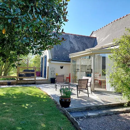 Guest house La Cressonniere 56